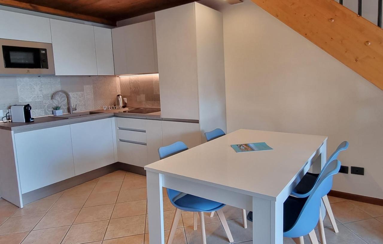 Apartamento Dolce Blu Sirmione Rivoltella del Garda Exterior foto