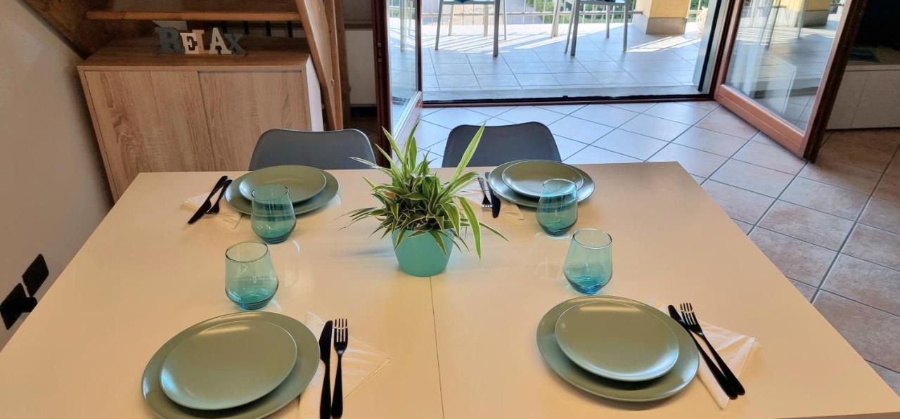 Apartamento Dolce Blu Sirmione Rivoltella del Garda Exterior foto
